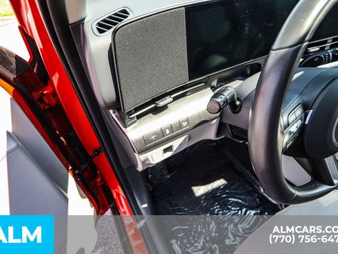 Used 2024 Hyundai Kona SEL image 37