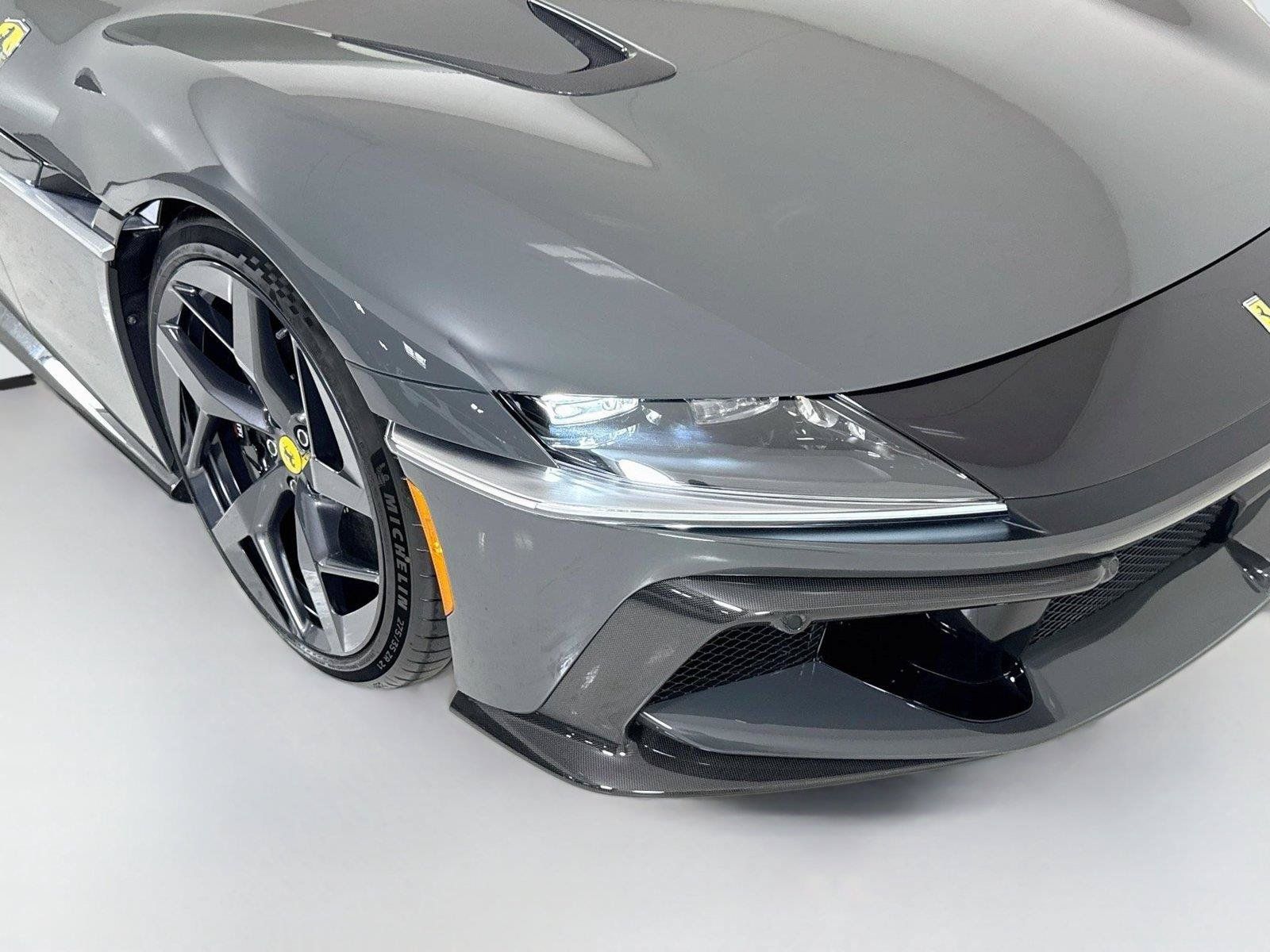 Used 2025 Ferrari 12Cilindri RWD image 31