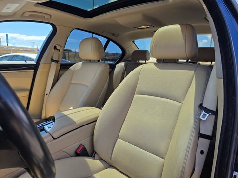 Used 2015 BMW 528i Sedan RWD image 16