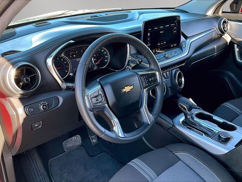 Used 2023 Chevrolet Blazer LT image 17