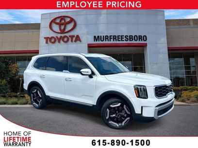 Used 2024 Kia Telluride S w/ S Sunroof Package