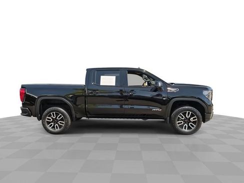 Used 2023 GMC Sierra 1500 AT4 w/ AT4 Premium Package AWD/4WD image 10