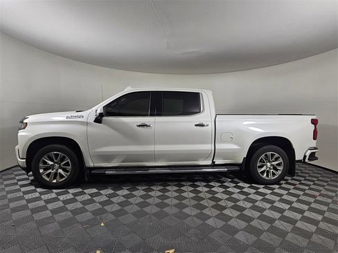 Used 2019 Chevrolet Silverado 1500 High Country image 4