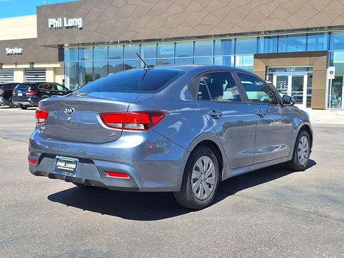 Used 2019 Kia Rio S FWD image 3