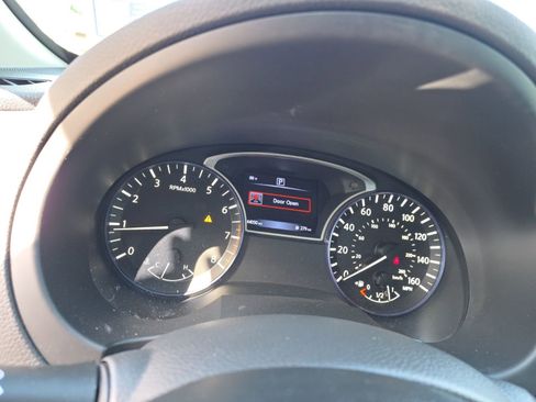 Used 2017 Nissan Altima 2.5 SR w/ Midnight Edition Package FWD image 13
