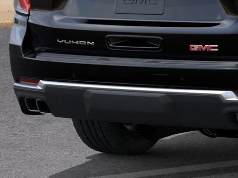 New 2026 GMC Yukon XL Denali image 14