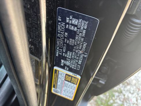 Used 2025 Kia Soul LX w/ LX Technology Package image 28