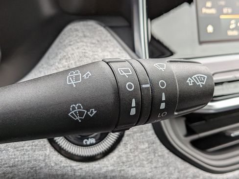 New 2026 Jeep Compass Latitude image 16