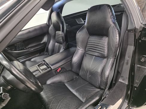 Used 1995 Chevrolet Corvette Coupe RWD image 24