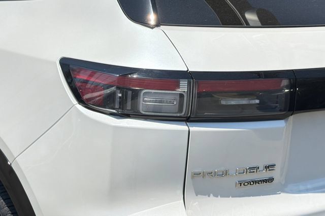 Certified 2025 Honda Prologue Touring image 37