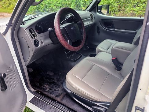 Used 2011 Ford Ranger XL RWD image 13