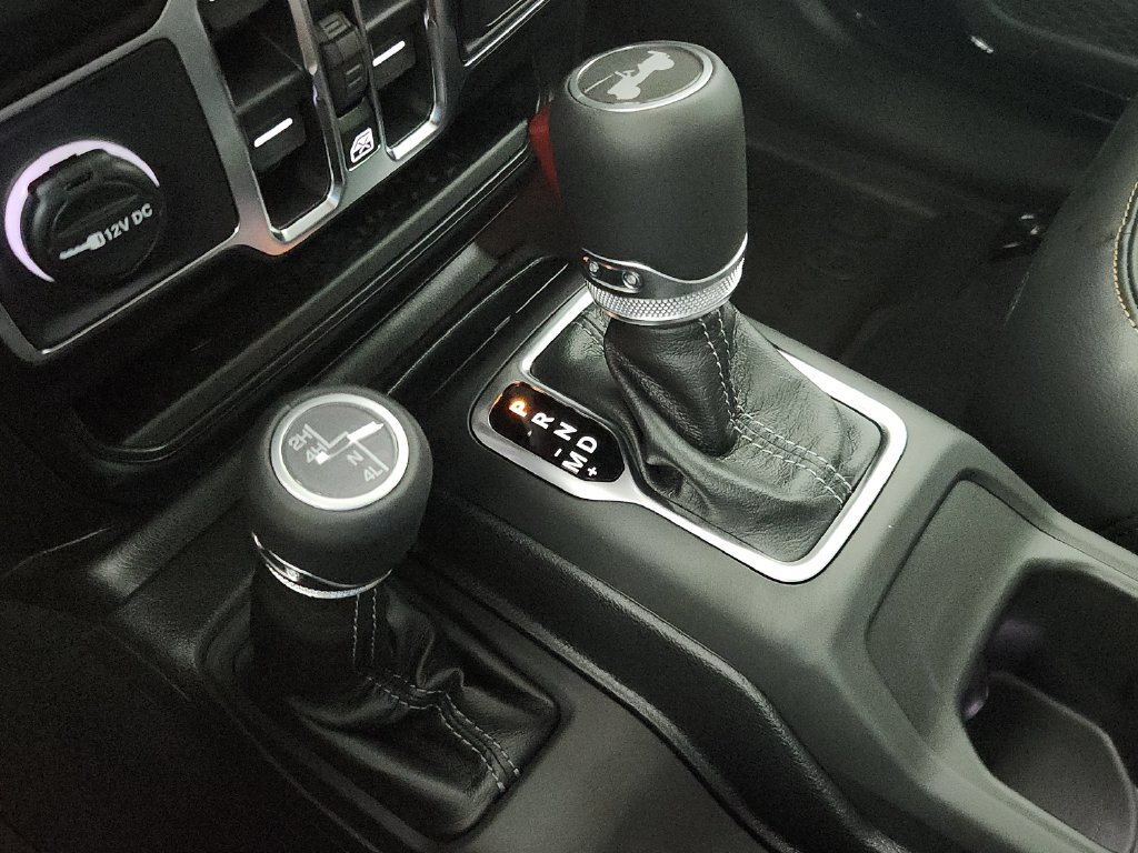 New 2026 Jeep Wrangler Unlimited Sahara AWD/4WD image 29