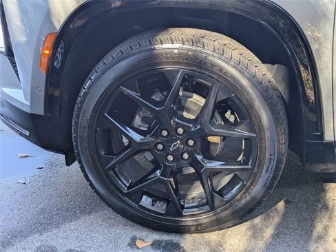Certified 2024 Chevrolet Traverse RS image 7