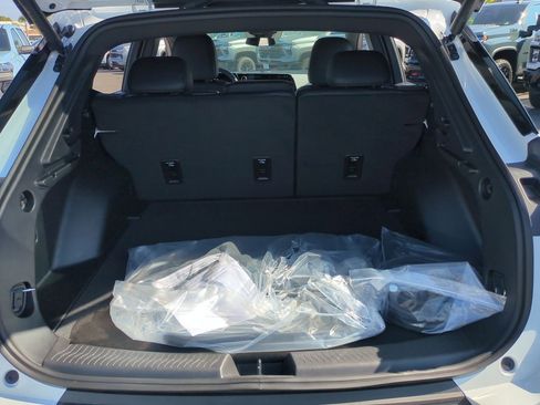 New 2026 Chevrolet Equinox EV LT image 24