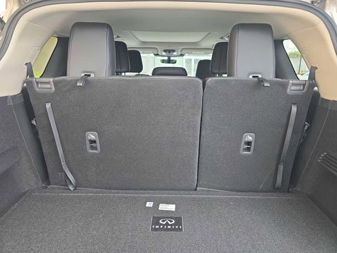 New 2026 INFINITI QX60 Luxe w/ Cargo Package FWD image 10