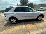 Used 2009 Mercedes-Benz ML 350 4MATIC image 2