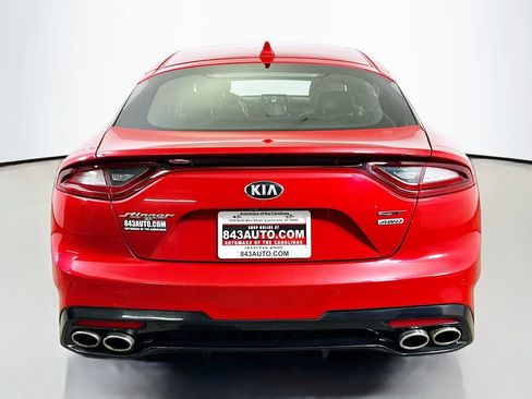 Used 2018 Kia Stinger GT1 image 6