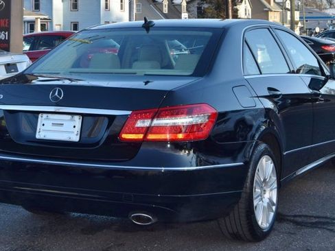 Used 2013 Mercedes-Benz E 350 Sedan image 16