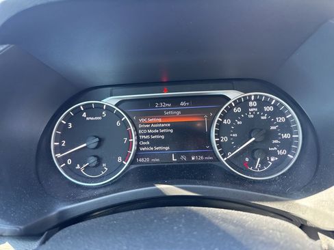 Used 2025 Nissan Sentra SV image 13