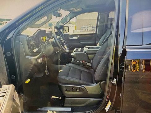 Used 2025 GMC Sierra 1500 Elevation AWD/4WD image 10
