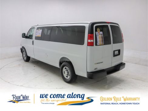 Used 2025 Chevrolet Express 3500 LS image 6
