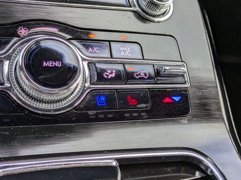 Used 2022 Lincoln Nautilus Reserve w/ Equipment Group 201A image 29