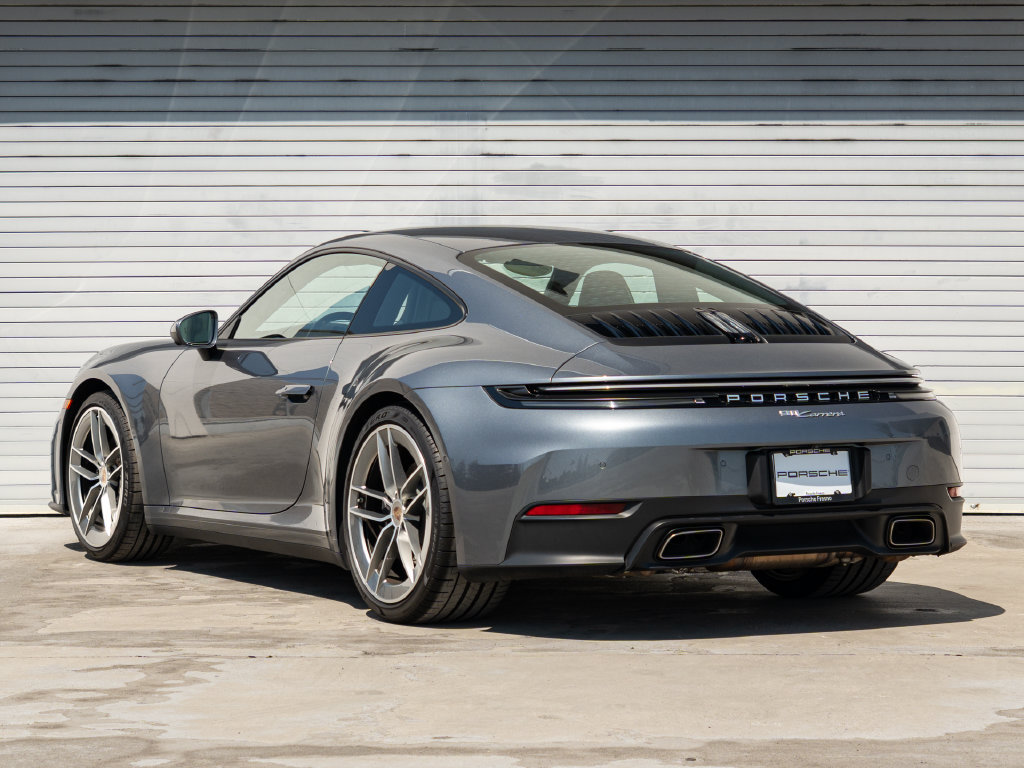 Certified 2025 Porsche 911 Carrera RWD image 3