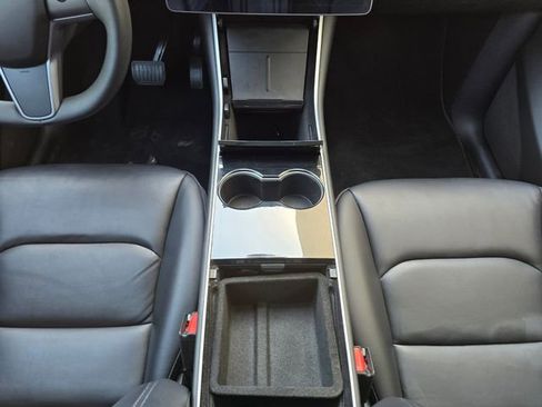 Used 2020 Tesla Model Y Long Range AWD/4WD image 30