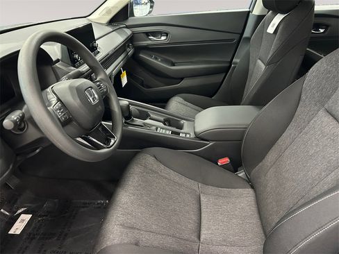 New 2025 Honda Accord SE image 9