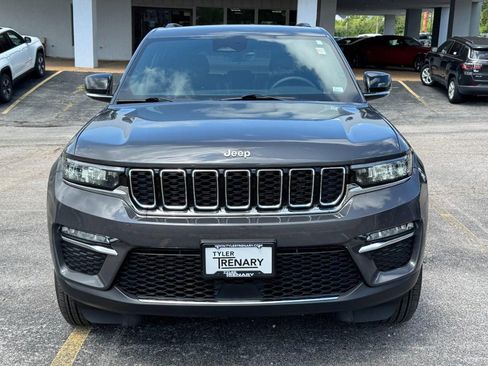 Used 2025 Jeep Grand Cherokee Limited AWD/4WD image 11