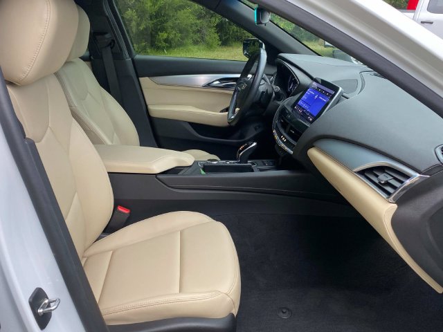Used 2024 Cadillac CT5 Luxury w/ Cold Weather Package RWD image 34