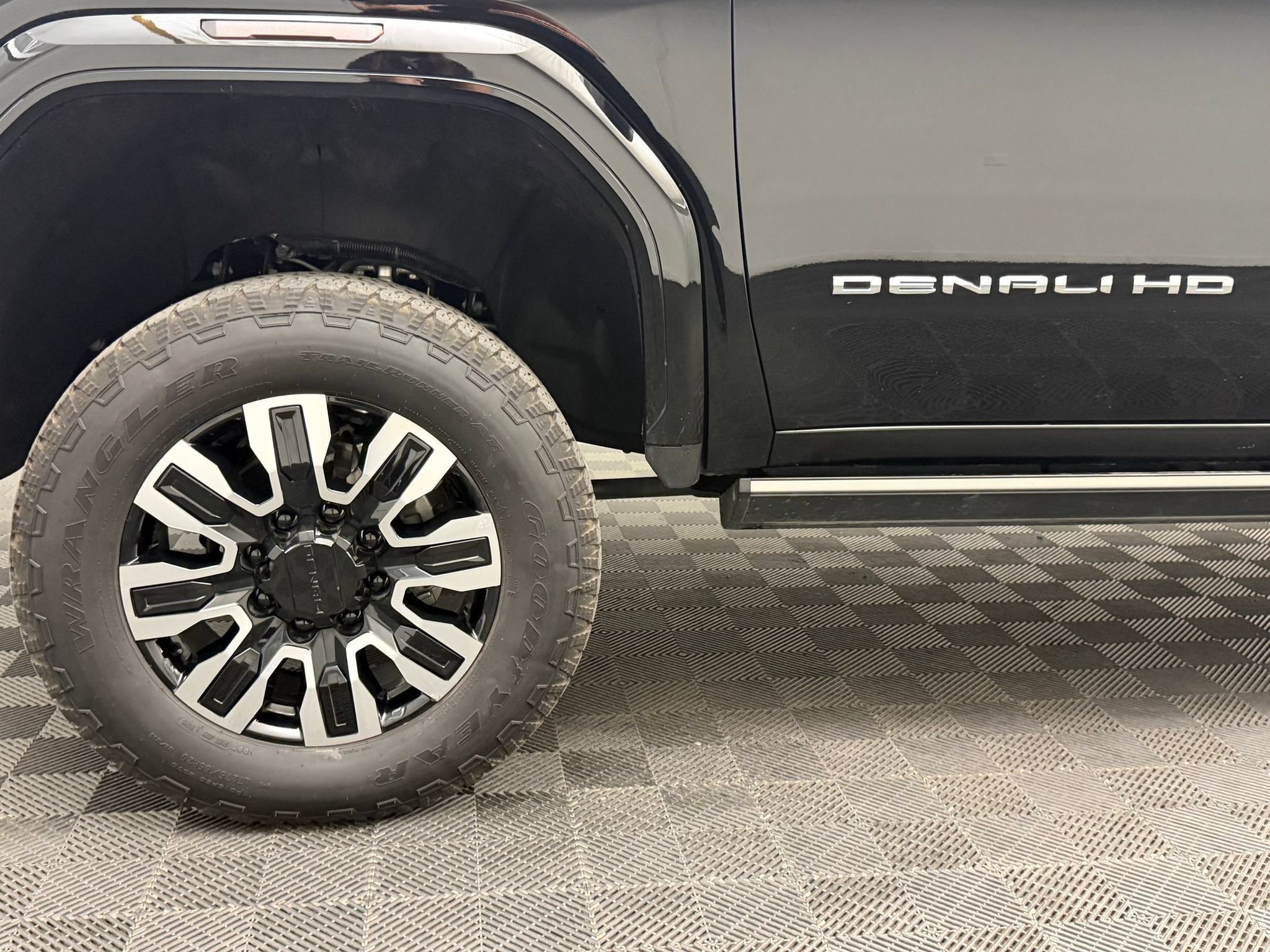 Used 2022 GMC Sierra 2500 Denali w/ Denali Ultimate Package AWD/4WD image 10