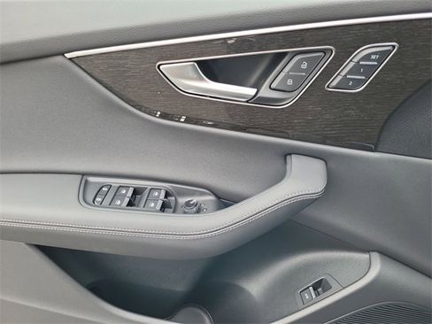 New 2026 Audi Q8 Premium Plus image 10