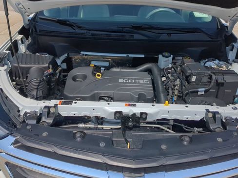 Certified 2022 Chevrolet Equinox LS w/ LPO, Cargo Package FWD image 30