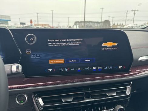 New 2026 Chevrolet Traverse RS w/ LPO, Floor Liner Package image 21