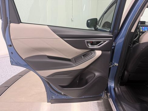 Used 2022 Subaru Forester Limited image 37