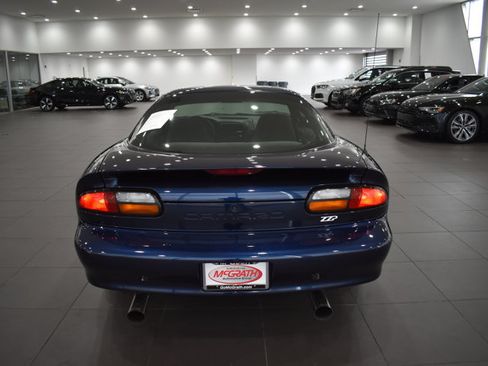 Used 2002 Chevrolet Camaro LT w/ Preferred Equipment Group 1 RWD image 6