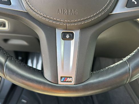 Used 2020 BMW X5 xDrive40i w/ M Sport Package image 18