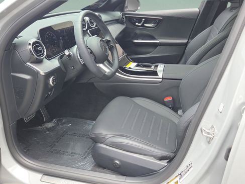 Used 2026 Mercedes-Benz C 300 4MATIC Sedan image 9