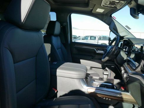 New 2026 Chevrolet Silverado 1500 RST w/ All Star Edition Plus image 9