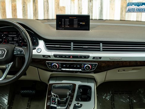 Used 2018 Audi Q7 2.0T Premium Plus AWD/4WD image 19