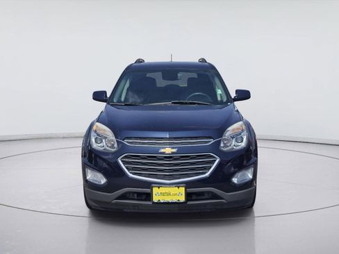 Used 2017 Chevrolet Equinox LT FWD image 2