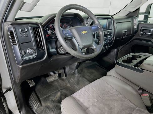 Used 2017 Chevrolet Silverado 3500 W/T RWD image 9