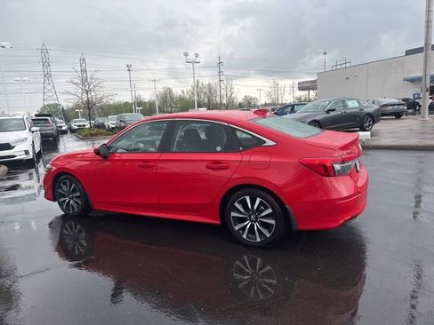 Used 2023 Honda Civic EX image 13