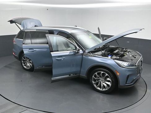 Used 2025 Lincoln Aviator AWD image 53