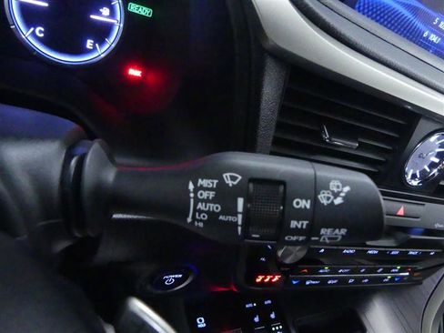 Used 2022 Lexus RX 450h F Sport image 18