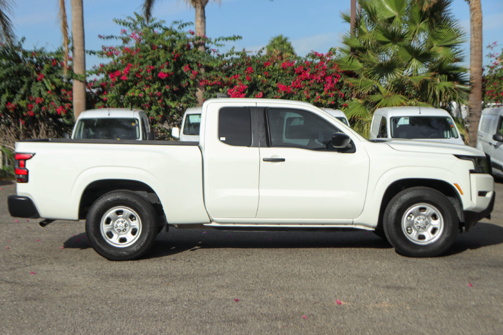 Used 2024 Nissan Frontier S w/ Technology Package RWD image 13