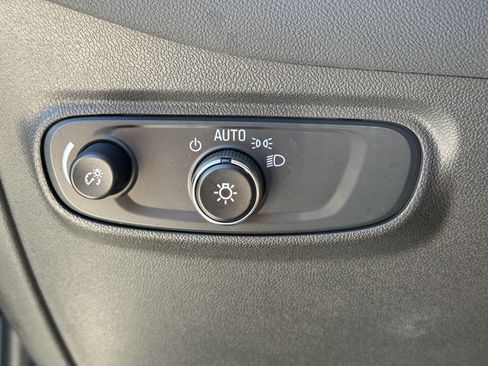 Used 2024 Chevrolet Equinox LT AWD/4WD image 26
