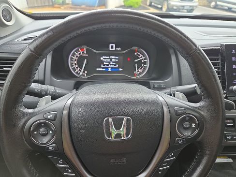 Used 2023 Honda Ridgeline RTL-E image 24