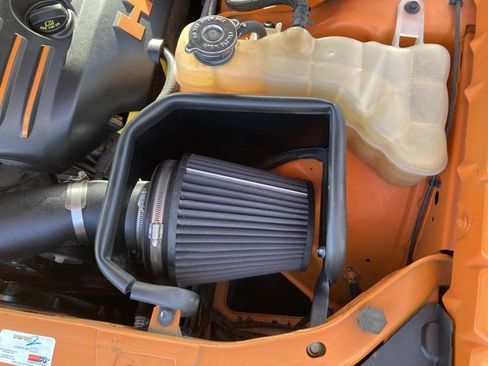 Used 2014 Dodge Challenger R/T image 41